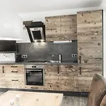 Nr.121 *